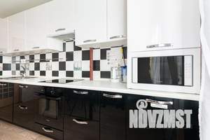 1-к квартира, посуточно, 41м2, 6/16 этаж