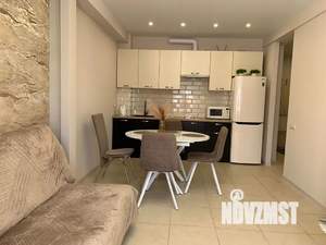 1-к квартира, посуточно, 42м2, 2/15 этаж