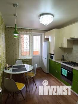 1-к квартира, посуточно, 38м2, 8/9 этаж