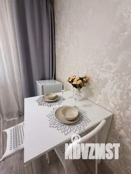 1-к квартира, посуточно, 45м2, 11/16 этаж