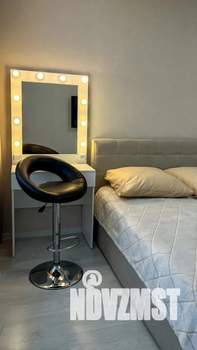 1-к квартира, посуточно, 38м2, 11/16 этаж