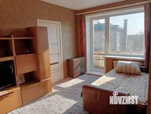 2-к квартира, вторичка, 43м2, 4/4 этаж