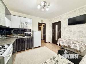 1-к квартира, вторичка, 50м2, 1/10 этаж