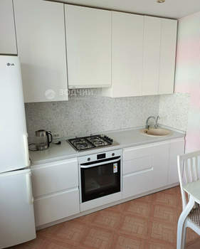1-к квартира, вторичка, 49м2, 3/5 этаж