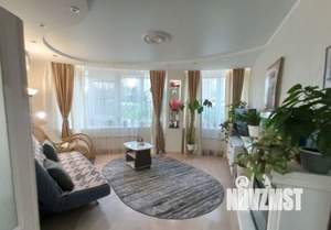 2-к квартира, вторичка, 66м2, 1/6 этаж