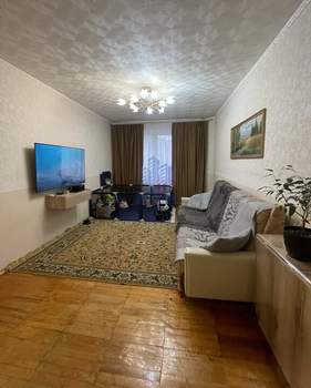 4-к квартира, вторичка, 88м2, 1/10 этаж