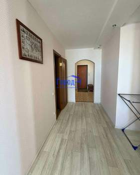 2-к квартира, вторичка, 82м2, 13/16 этаж