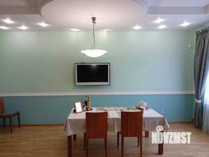 4-к квартира, вторичка, 243м2, 1/5 этаж