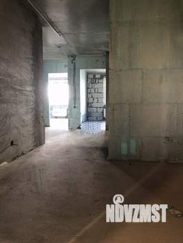 3-к квартира, вторичка, 90м2, 3/25 этаж