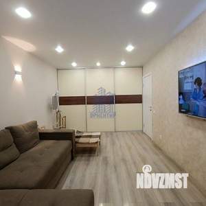 2-к квартира, вторичка, 68м2, 2/19 этаж