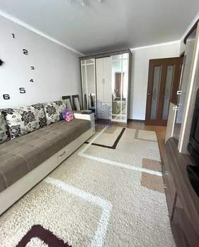 3-к квартира, вторичка, 68м2, 1/9 этаж