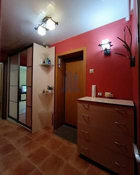 2-к квартира, вторичка, 51м2, 1/10 этаж