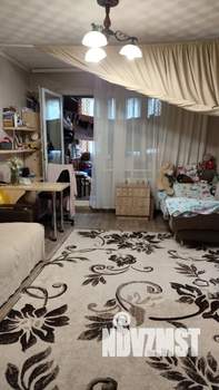 3-к квартира, вторичка, 64м2, 1/10 этаж