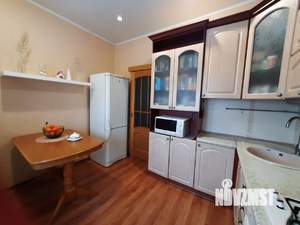 3-к квартира, вторичка, 72м2, 5/5 этаж