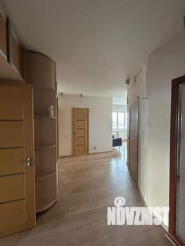 3-к квартира, вторичка, 114м2, 9/9 этаж