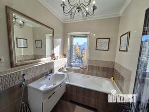 4-к квартира, вторичка, 156м2, 5/6 этаж