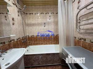 2-к квартира, вторичка, 63м2, 8/9 этаж