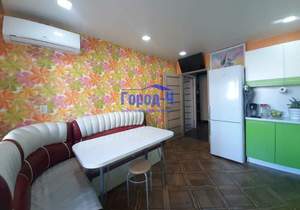 2-к квартира, вторичка, 57м2, 1/9 этаж