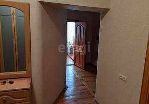 2-к квартира, вторичка, 71м2, 1/5 этаж