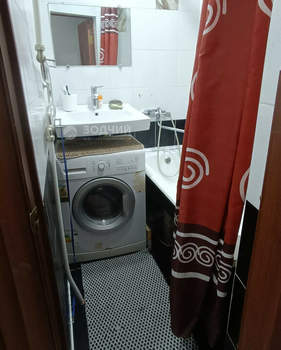 2-к квартира, вторичка, 39м2, 1/5 этаж