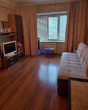 1-к квартира, вторичка, 42м2, 8/9 этаж