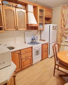 2-к квартира, вторичка, 52м2, 3/10 этаж