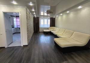 2-к квартира, вторичка, 77м2, 9/9 этаж