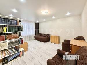 2-к квартира, вторичка, 63м2, 10/10 этаж