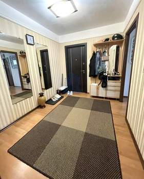 3-к квартира, вторичка, 68м2, 1/9 этаж