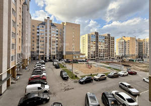 3-к квартира, вторичка, 90м2, 3/9 этаж
