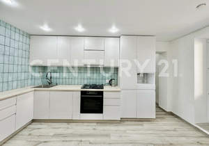 2-к квартира, вторичка, 69м2, 9/9 этаж