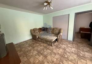 2-к квартира, вторичка, 45м2, 1/4 этаж