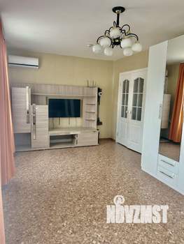 2-к квартира, вторичка, 64м2, 8/9 этаж