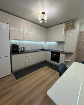 1-к квартира, вторичка, 42м2, 15/25 этаж