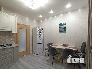 2-к квартира, вторичка, 76м2, 3/8 этаж