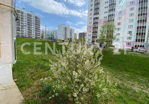 2-к квартира, вторичка, 63м2, 1/10 этаж