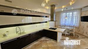 4-к квартира, вторичка, 174м2, 4/6 этаж