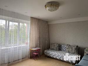 2-к квартира, вторичка, 62м2, 4/10 этаж