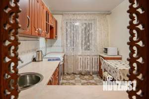 3-к квартира, вторичка, 65м2, 1/10 этаж