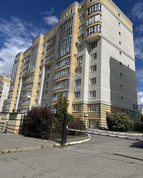 2-к квартира, вторичка, 73м2, 8/10 этаж