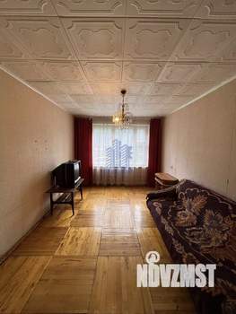 3-к квартира, вторичка, 74м2, 1/5 этаж