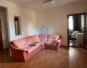 2-к квартира, вторичка, 74м2, 1/7 этаж