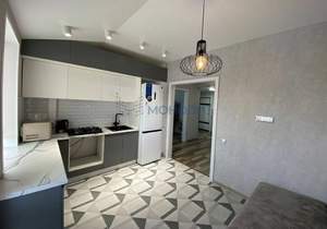 2-к квартира, вторичка, 84м2, 9/9 этаж