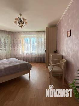 3-к квартира, вторичка, 100м2, 8/10 этаж