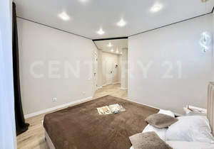 2-к квартира, вторичка, 47м2, 1/25 этаж