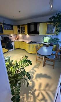 4-к квартира, вторичка, 134м2, 8/9 этаж