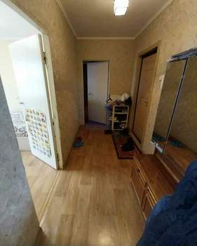 2-к квартира, вторичка, 50м2, 9/9 этаж