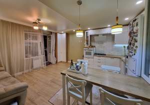 2-к квартира, вторичка, 64м2, 3/5 этаж