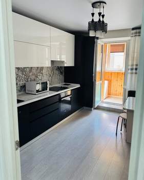 2-к квартира, вторичка, 62м2, 1/7 этаж