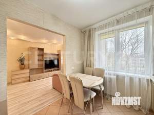 3-к квартира, вторичка, 70м2, 4/9 этаж